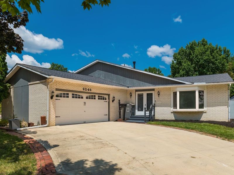 6245 Sharon Woods Boulevard, Columbus, OH 43229 Photo 1