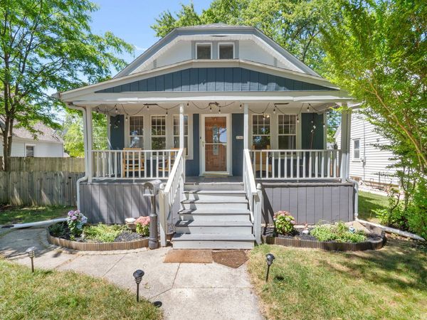 2367 S 66th St, West Allis, WI 53219