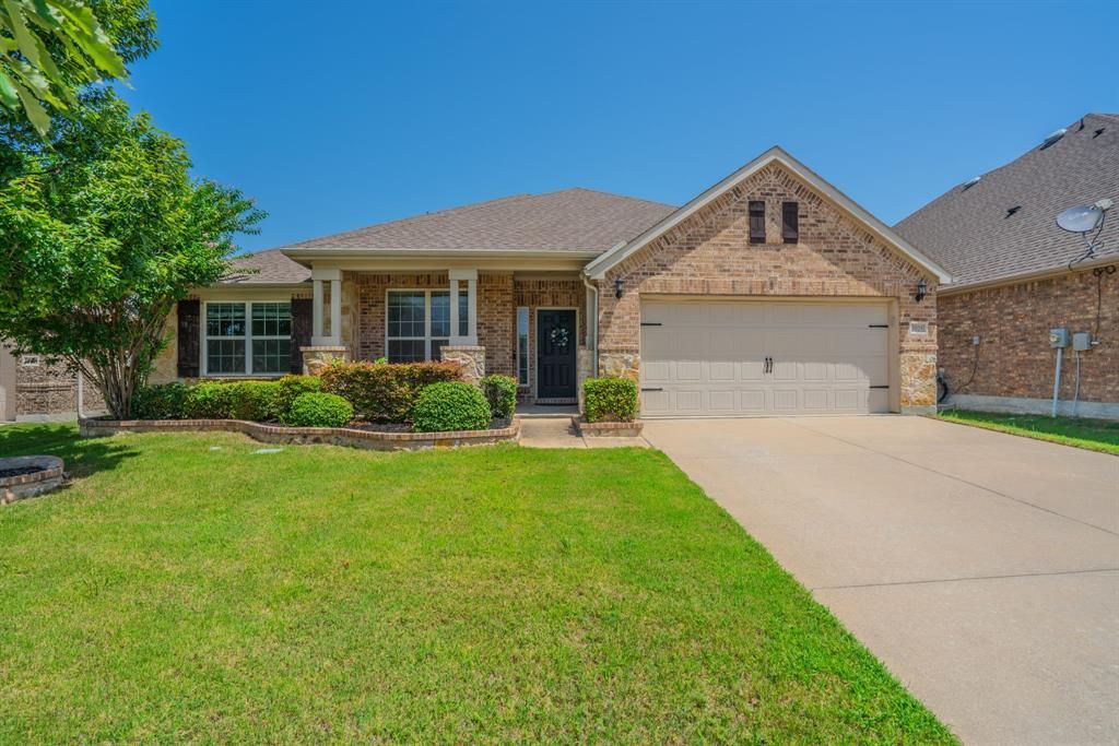 2025 Plamera Lane, Fort Worth, TX 76131 Main Photo