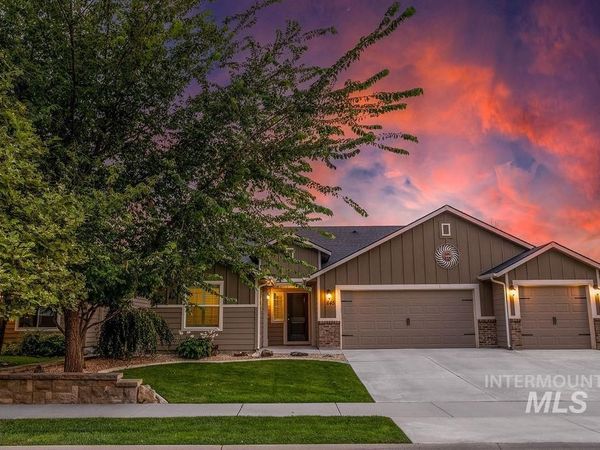 645 E Ionia Dr, Meridian, ID 83642