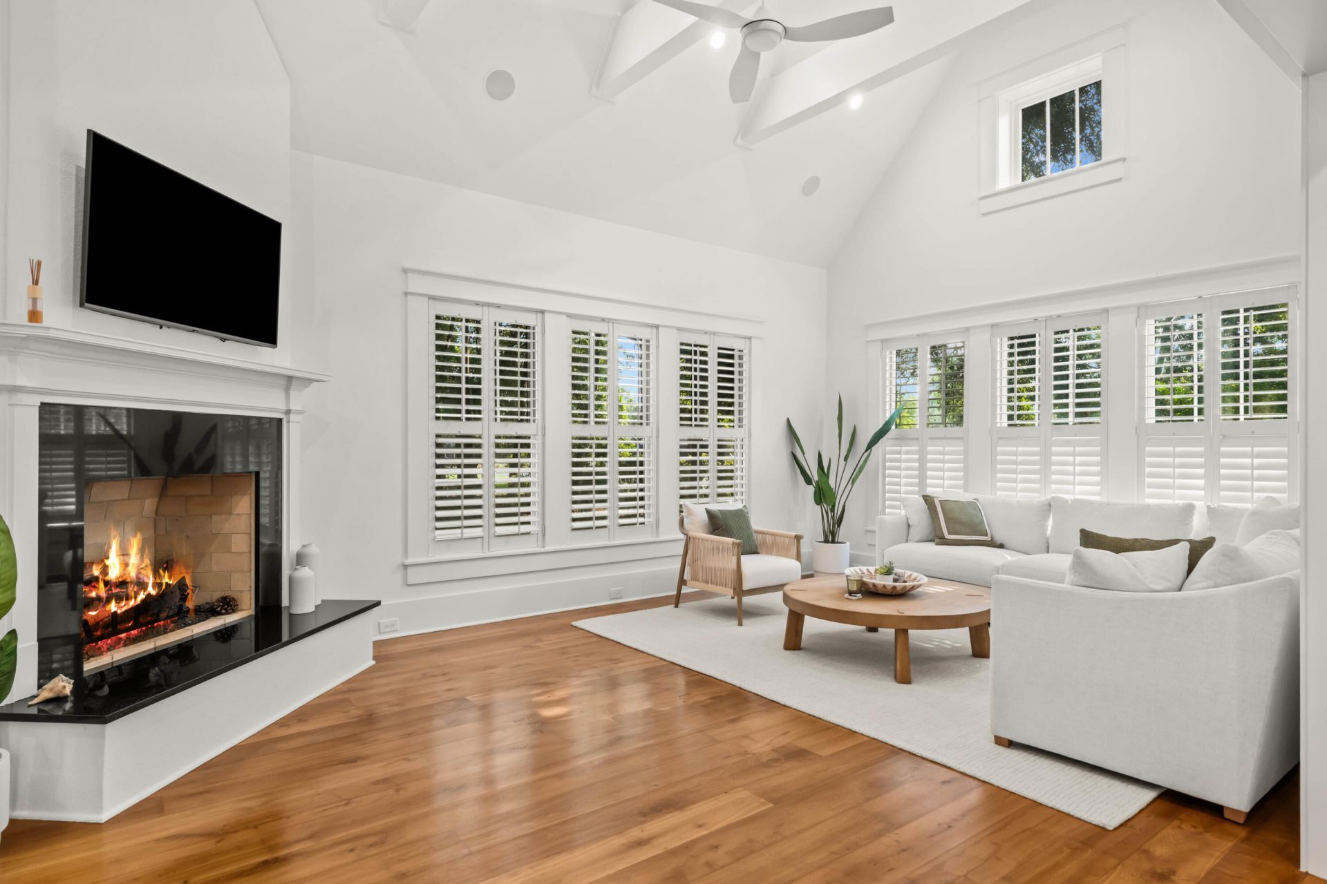720 Island Park Drive Photo 13