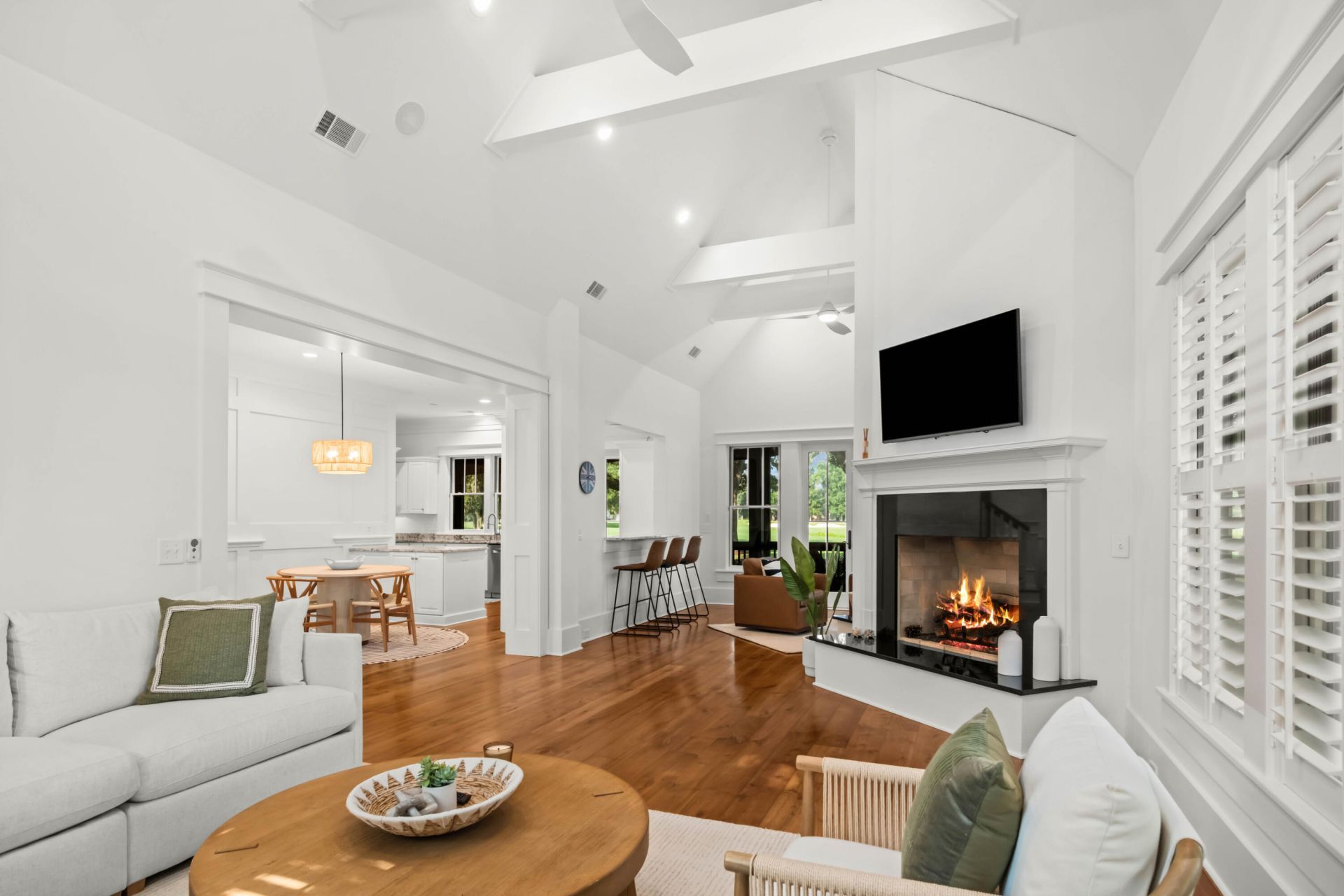 720 Island Park Drive Photo 15