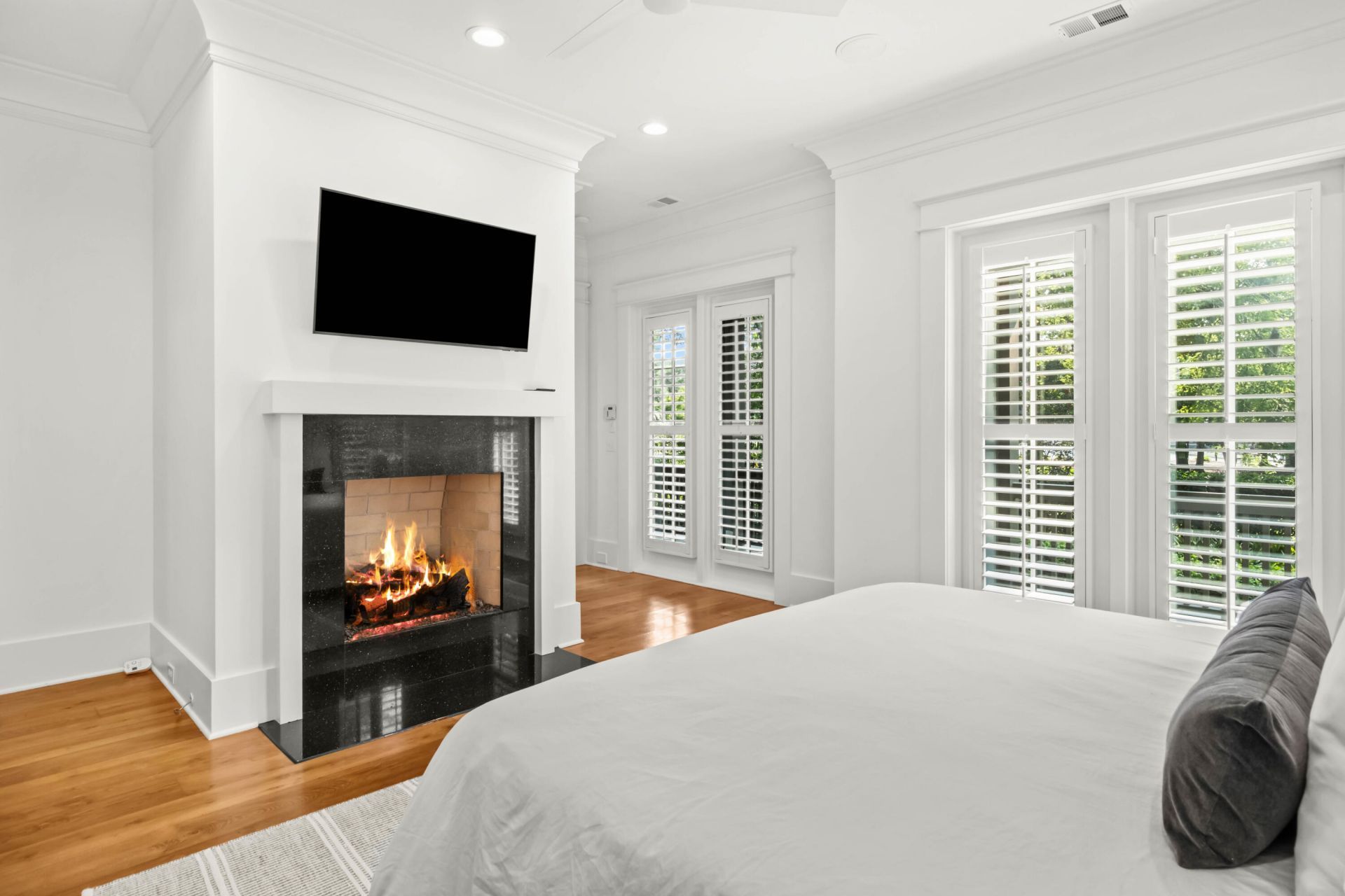 720 Island Park Drive Photo 21