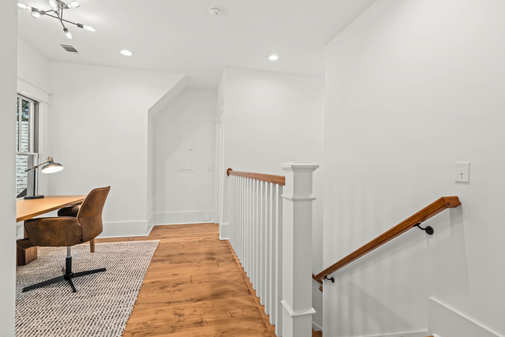 720 Island Park Drive Photo 30