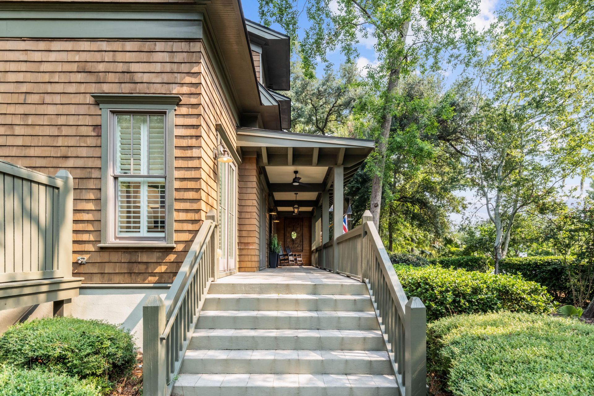 720 Island Park Drive Photo 4