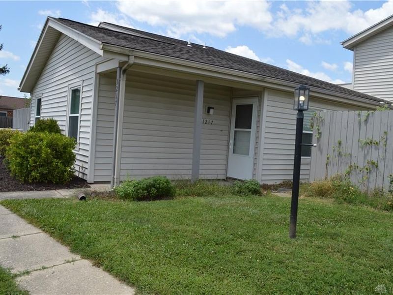 1217 Robbins Run Court, Washington Township, OH 45459 Photo 1