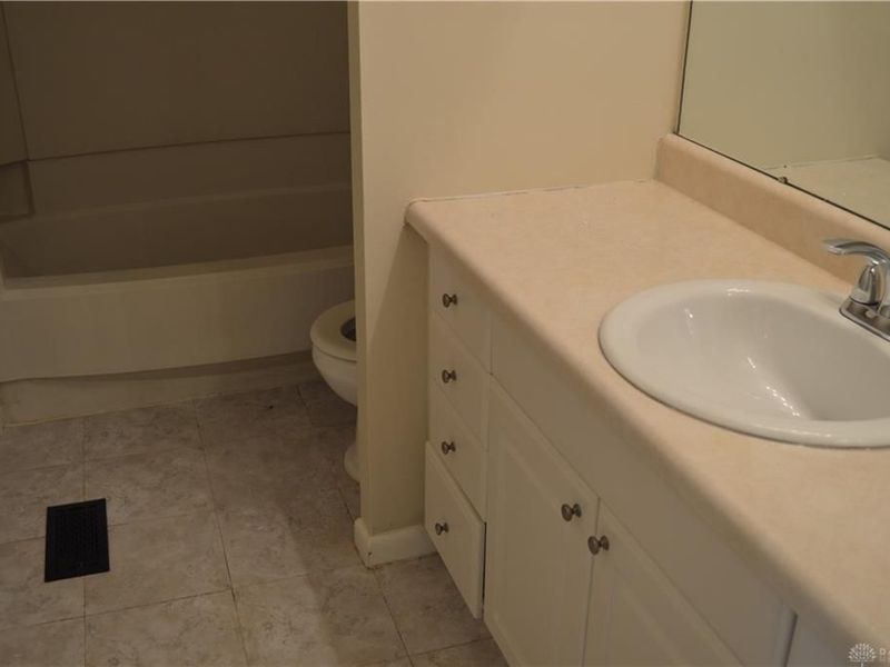 1217 Robbins Run Court, Washington Township, OH 45459 Photo 22