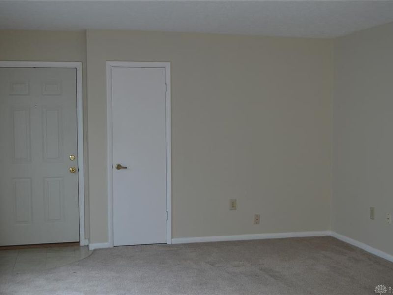 1217 Robbins Run Court, Washington Township, OH 45459 Photo 3