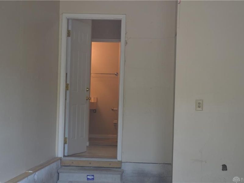 1217 Robbins Run Court, Washington Township, OH 45459 Photo 31