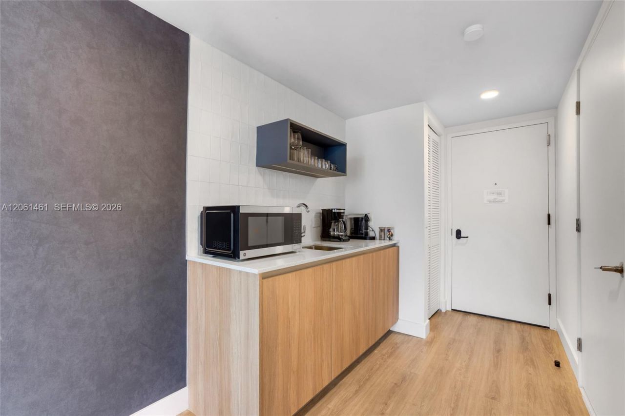 159 NE 6th St, Unit 1716, Miami, FL 33132 Photo
