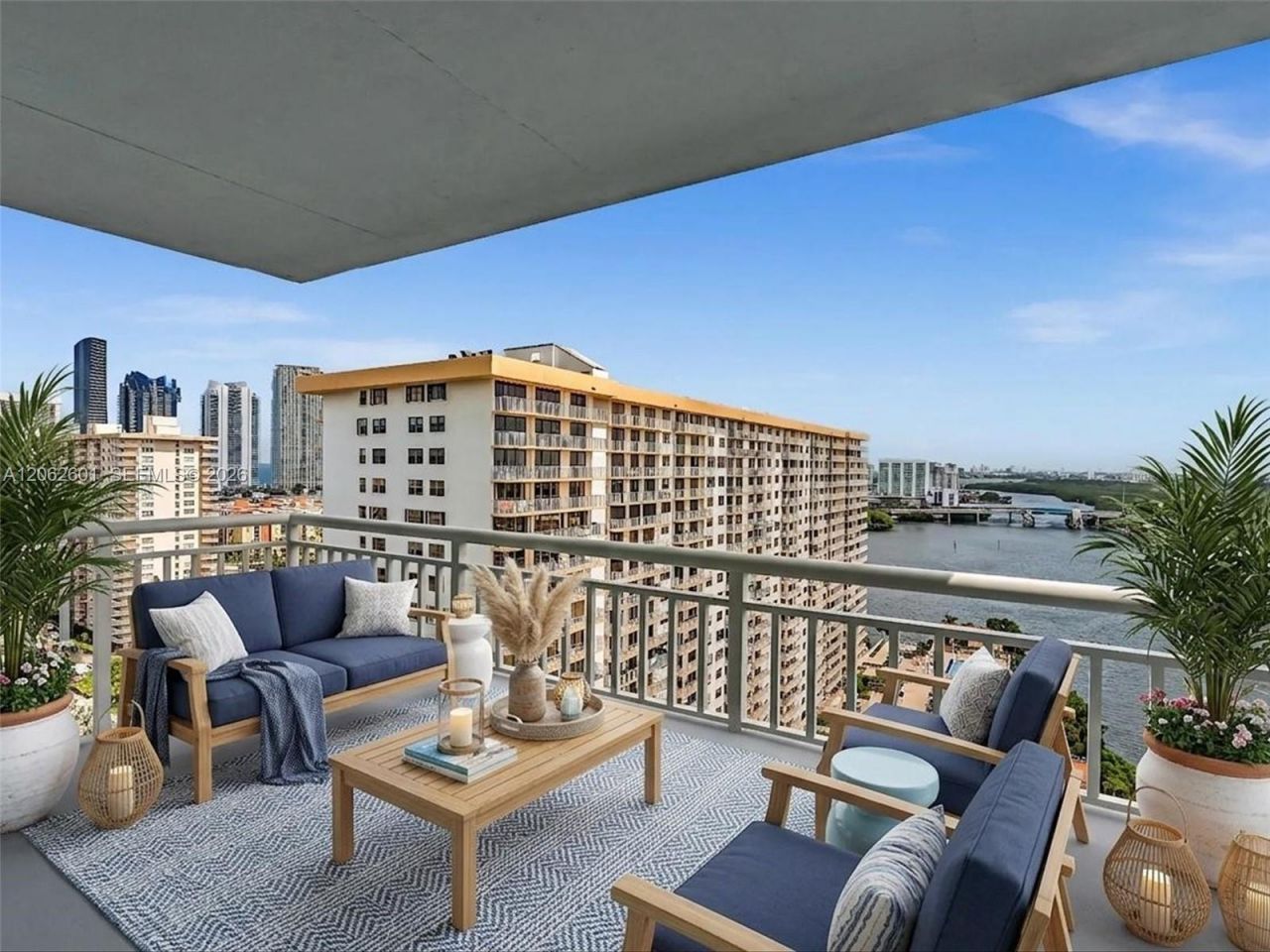301 174th St , Unit 2205, Sunny Isles Beach, FL 33160 Photo