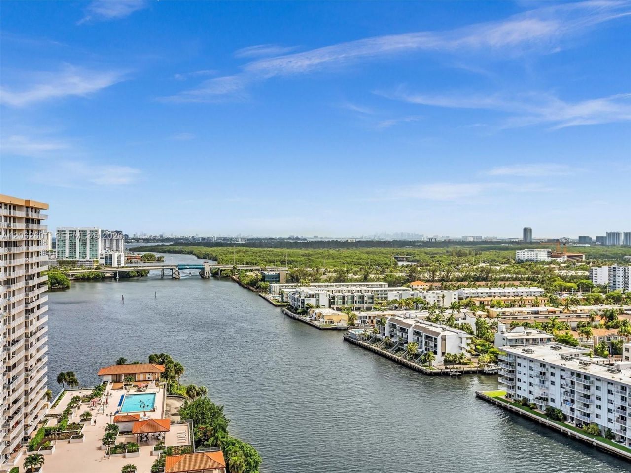 301 174th St , Unit 2205, Sunny Isles Beach, FL 33160 Photo