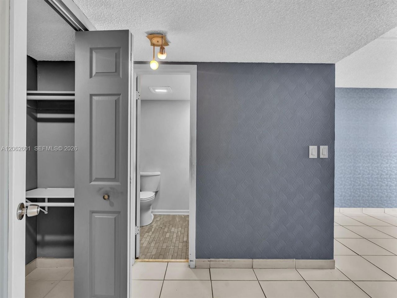 301 174th St , Unit 2205, Sunny Isles Beach, FL 33160 Photo