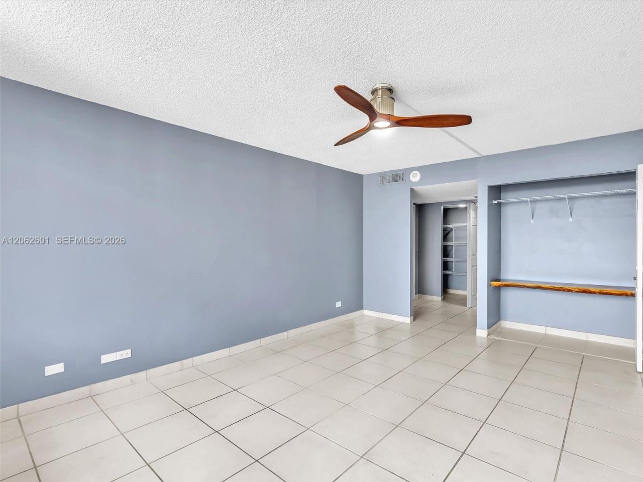 301 174th St , Unit 2205, Sunny Isles Beach, FL 33160 Photo