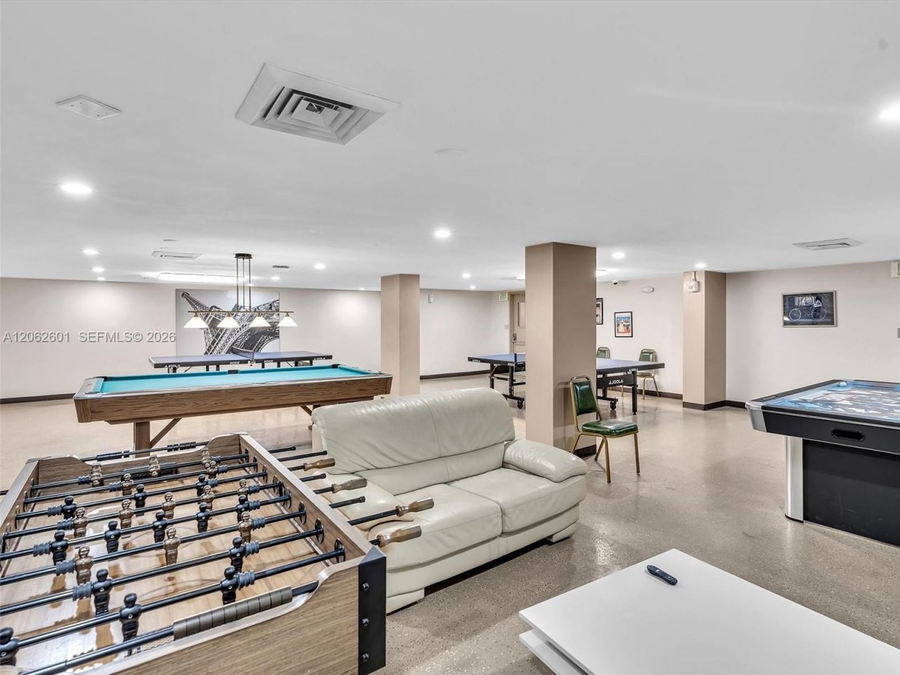 301 174th St , Unit 2205, Sunny Isles Beach, FL 33160 Photo