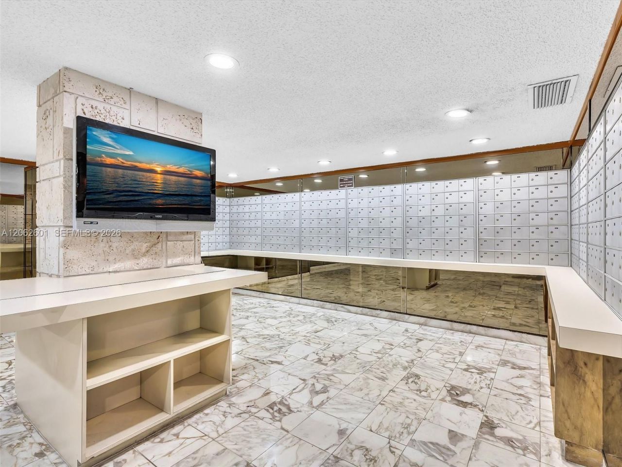 301 174th St , Unit 2205, Sunny Isles Beach, FL 33160 Photo