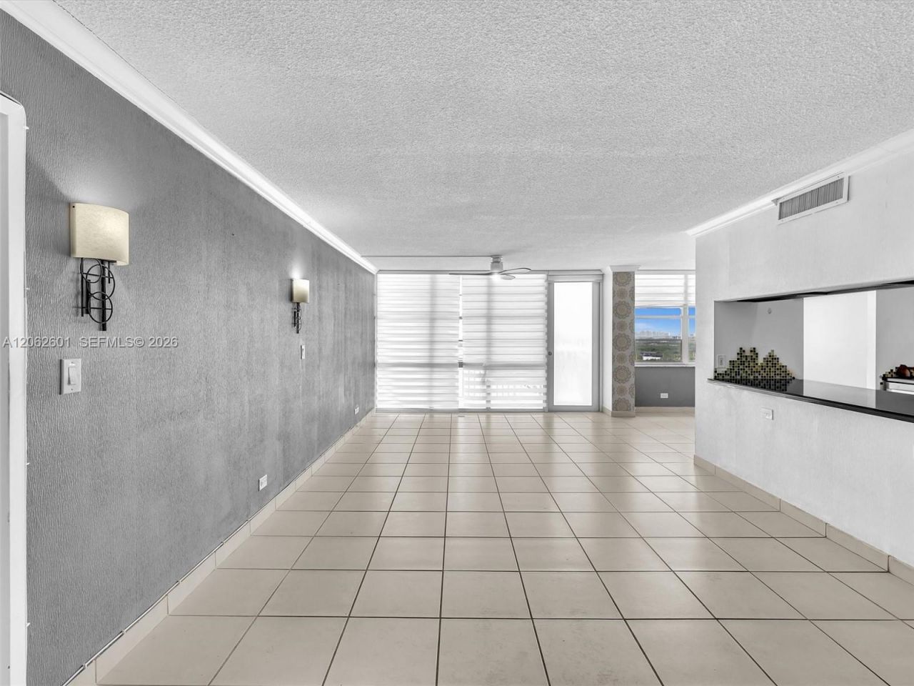 301 174th St , Unit 2205, Sunny Isles Beach, FL 33160 Photo