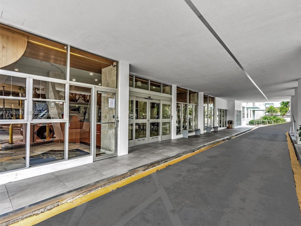 301 174th St , Unit 2205, Sunny Isles Beach, FL 33160 Photo