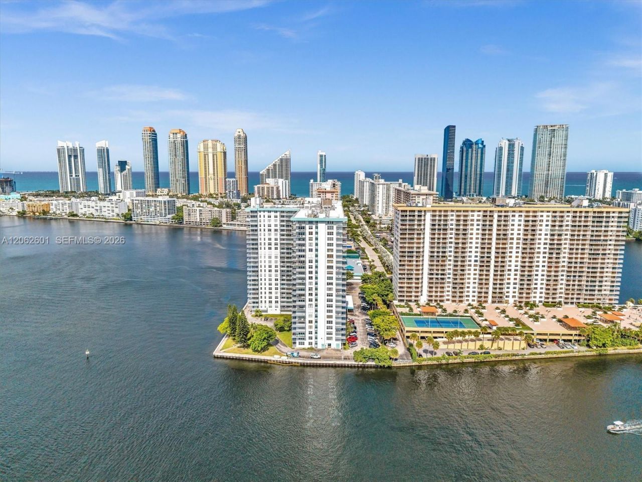 301 174th St , Unit 2205, Sunny Isles Beach, FL 33160 Photo