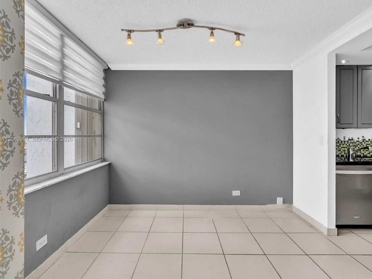 301 174th St , Unit 2205, Sunny Isles Beach, FL 33160 Photo