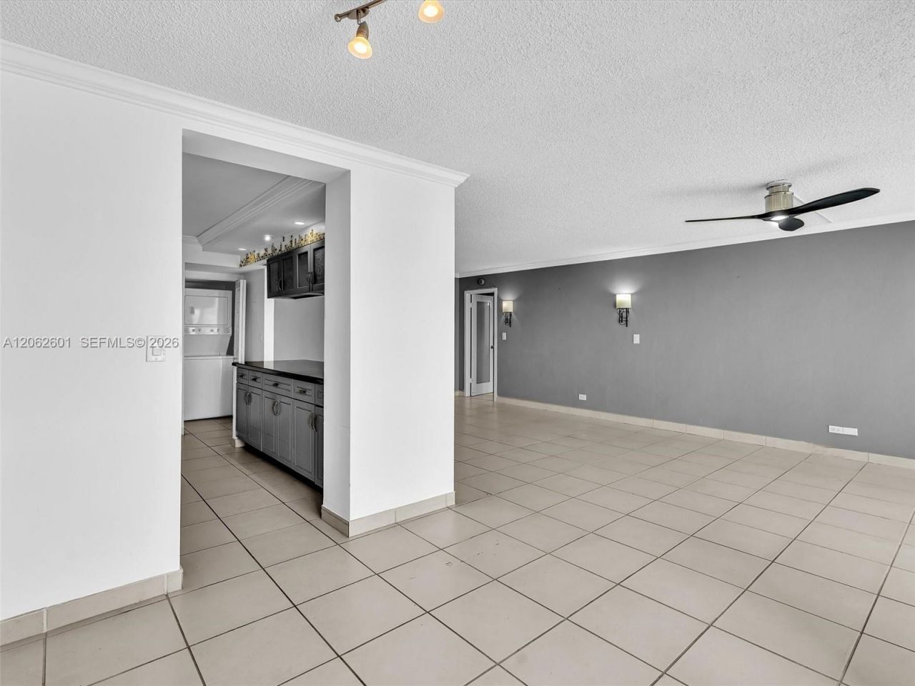 301 174th St , Unit 2205, Sunny Isles Beach, FL 33160 Photo