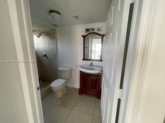 6315 SW 8th St, Unit 605, Miami, FL 33144 Photo