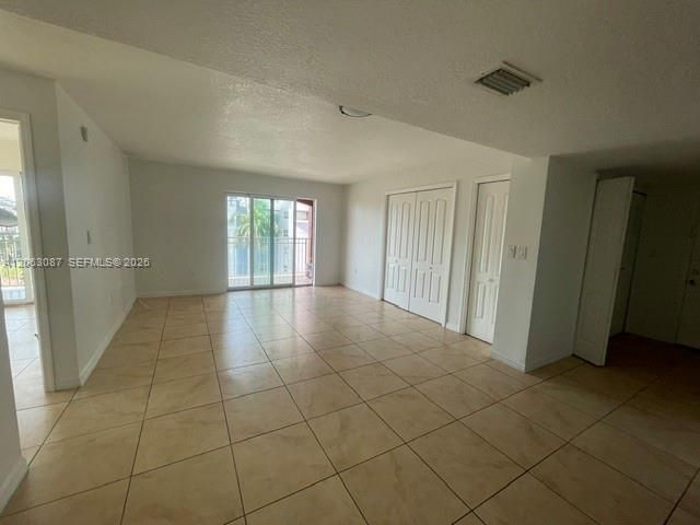6315 SW 8th St, Unit 605, Miami, FL 33144 Photo