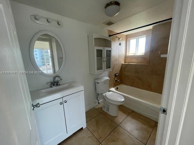 6315 SW 8th St, Unit 605, Miami, FL 33144 Photo