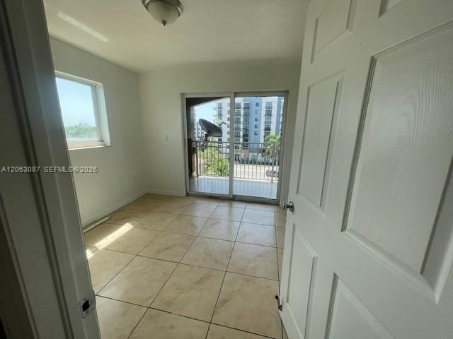 6315 SW 8th St, Unit 605, Miami, FL 33144 Photo