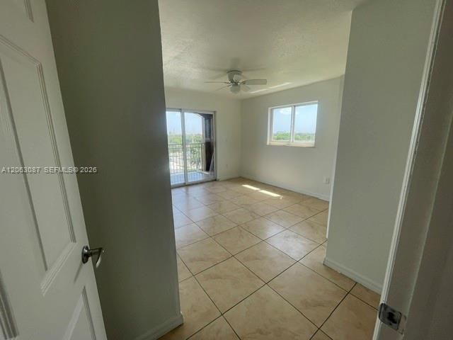 6315 SW 8th St, Unit 605, Miami, FL 33144 Photo