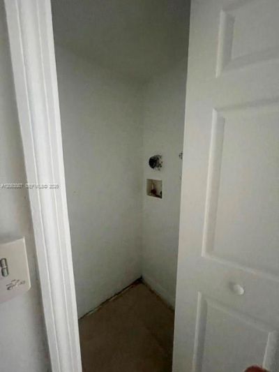 6315 SW 8th St, Unit 605, Miami, FL 33144 Photo