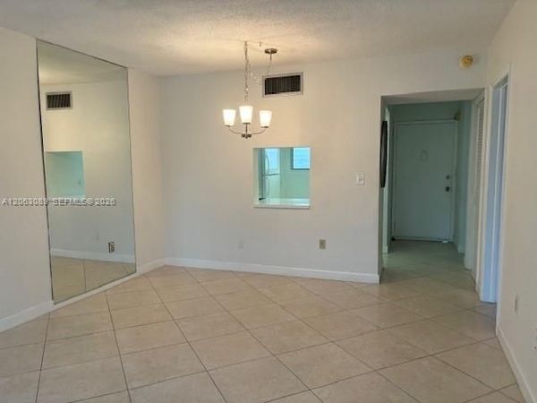 2815 NE 201st Ter , Unit L219, Aventura, FL 33180