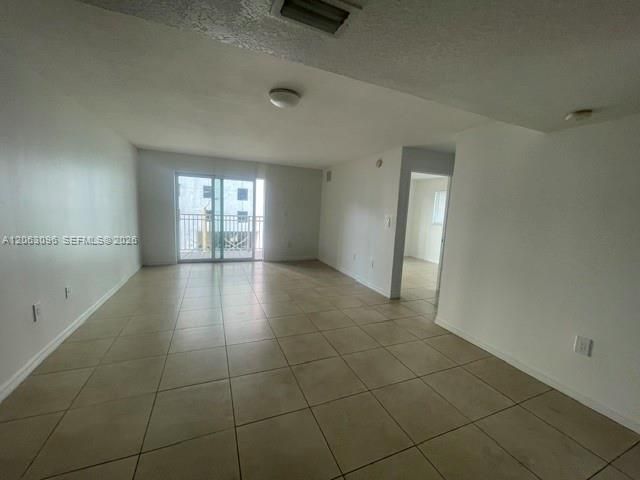 6315 SW 8th St, Unit 401, Miami, FL 33144 Photo