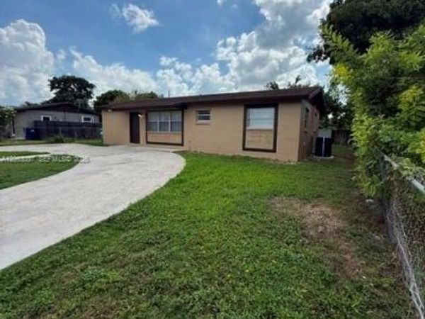 27902 SW 129th Ct , Homestead, FL 33032