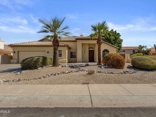 3001 E REDFIELD Road, Phoenix, AZ 85032