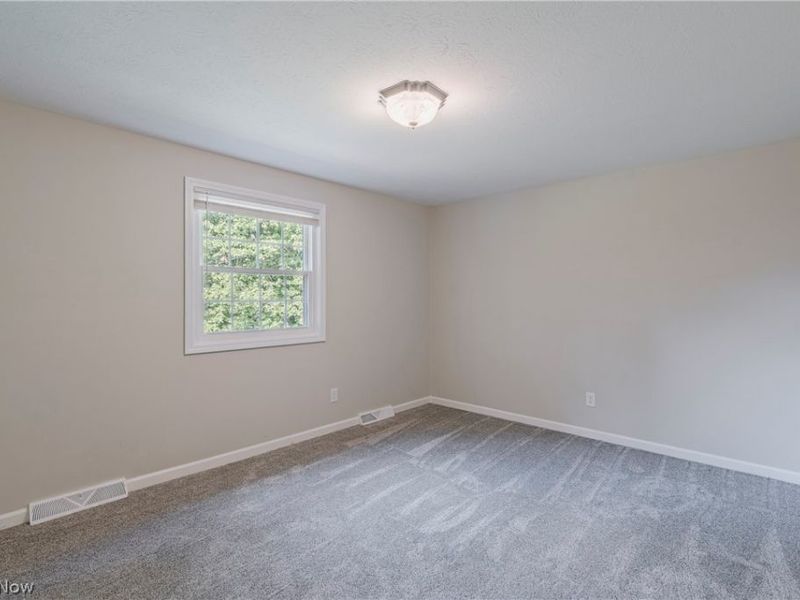1960 Bromton Drive, Lyndhurst, OH 44124 Photo 28