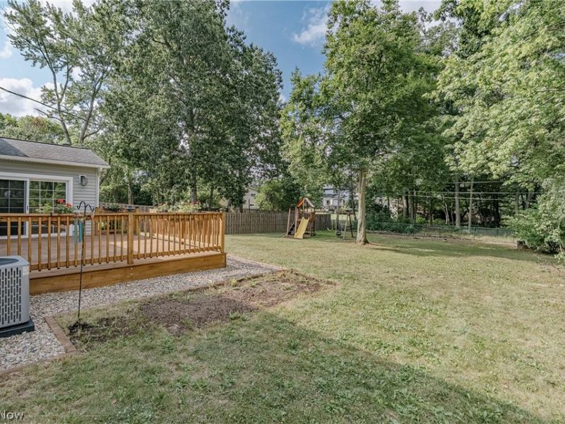 1960 Bromton Drive, Lyndhurst, OH 44124 Photo 34