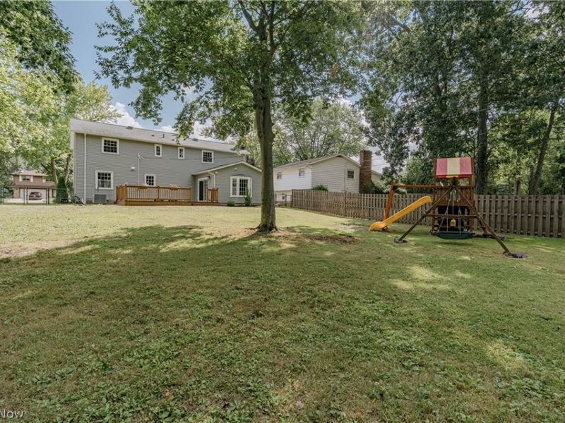 1960 Bromton Drive, Lyndhurst, OH 44124 Photo 39