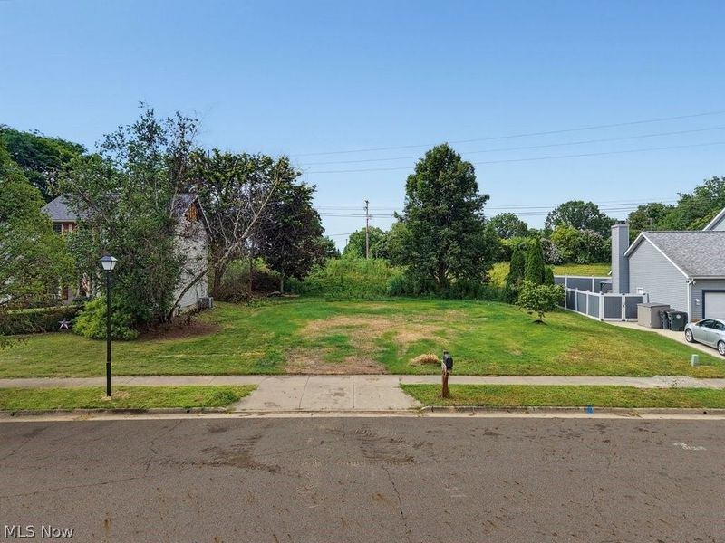 2238 Canterbury Circle, Akron, OH 44319 Photo 1