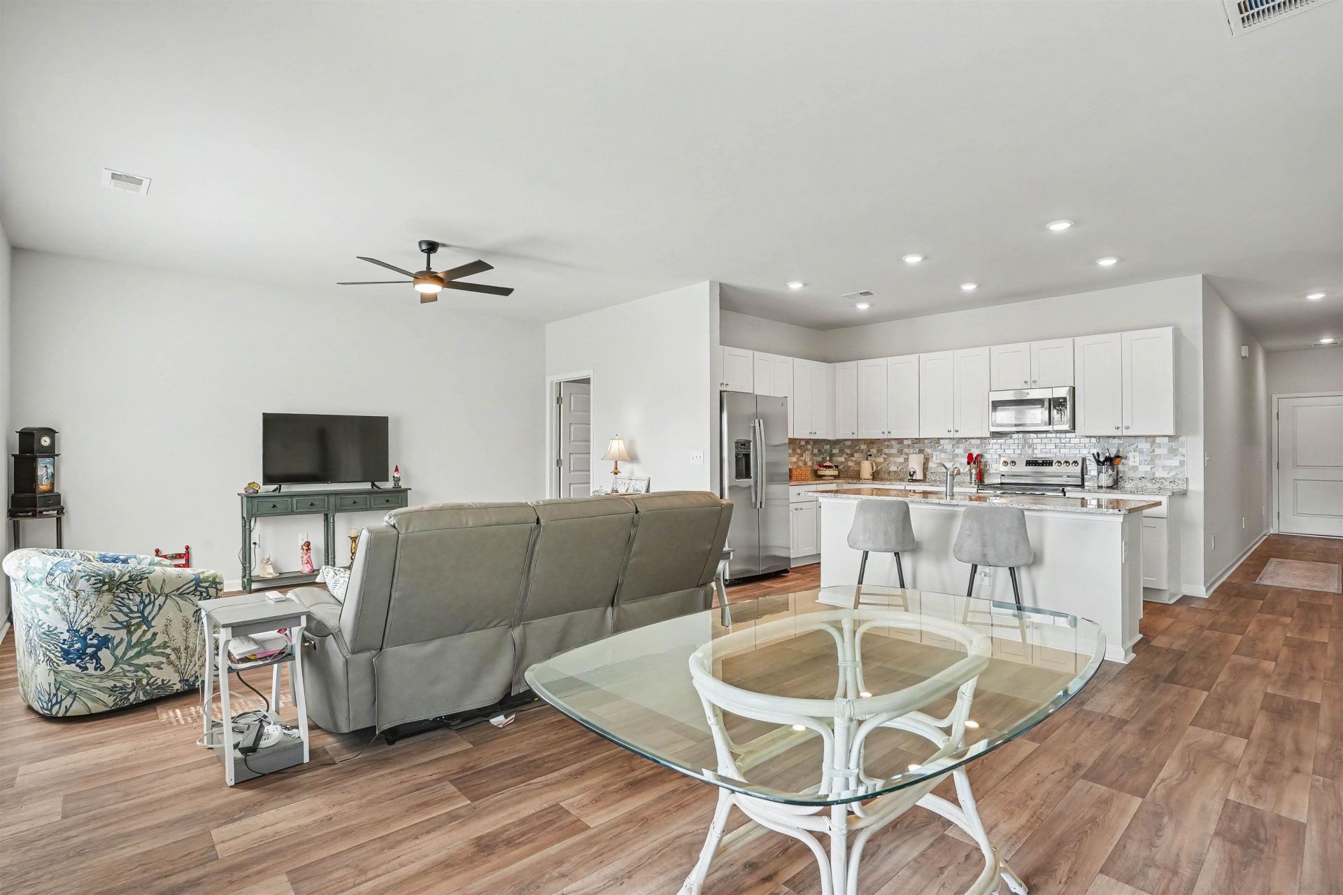 212 Warner Crossing Way  Photo 12