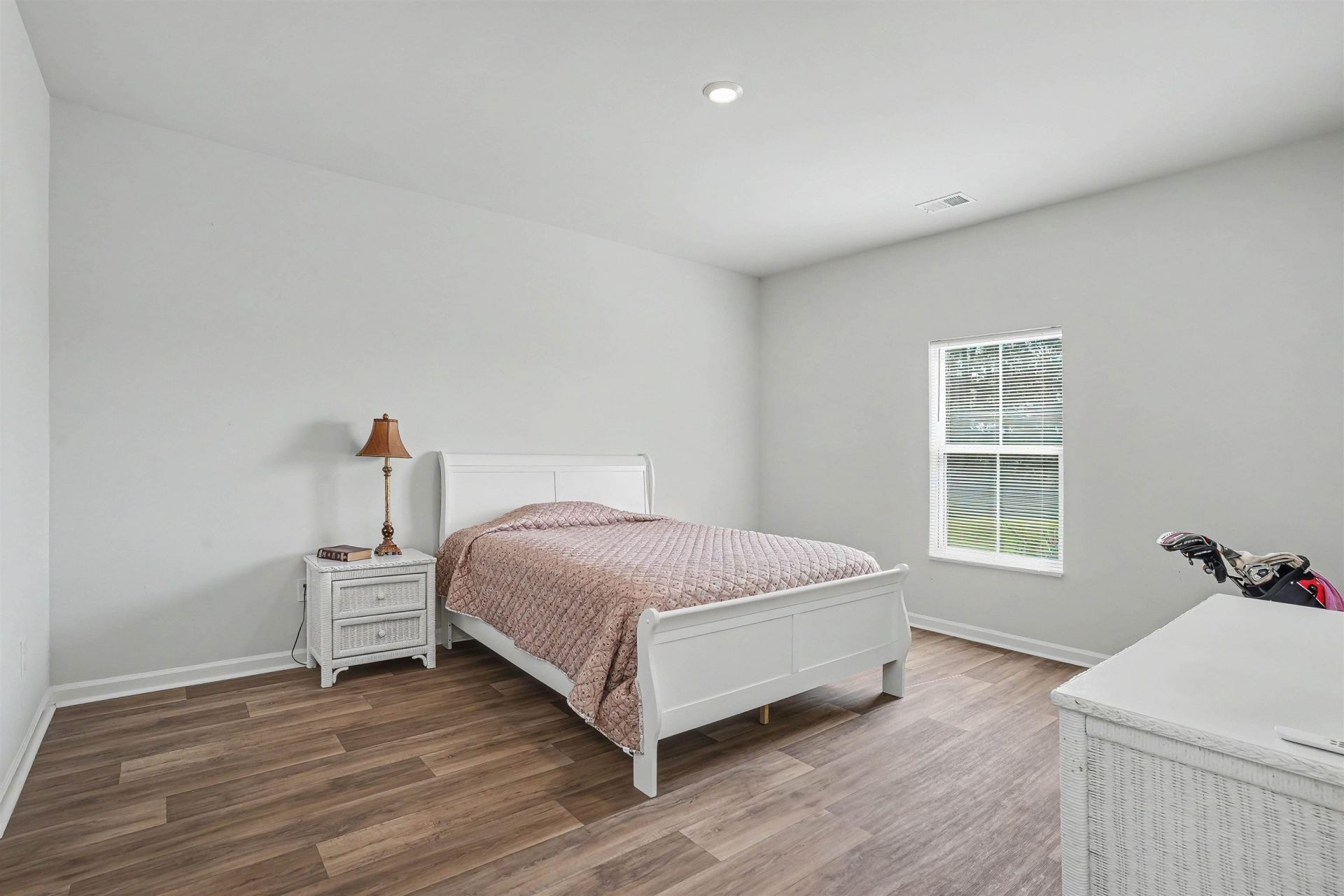 212 Warner Crossing Way  Photo 14