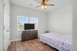 212 Warner Crossing Way  photo 4