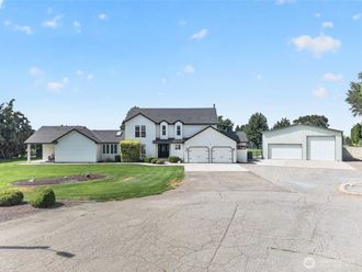 3803 Alderlake Court West Richland, WA 99353