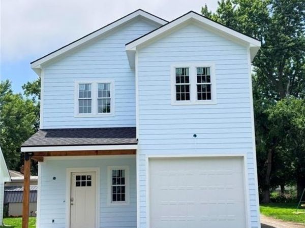607 N Mead Street, Cameron, MO 64429