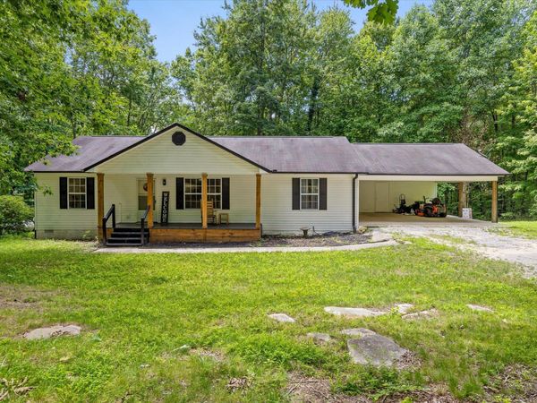 3847 Us 127 , Signal Mountain, TN 37377