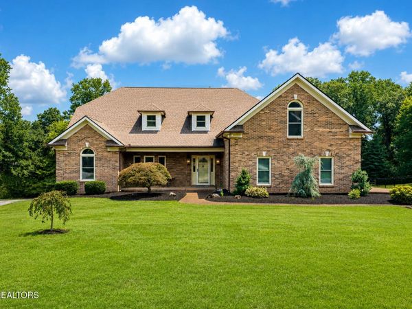 5620 Glenlyn Drive, Powell, TN 37849