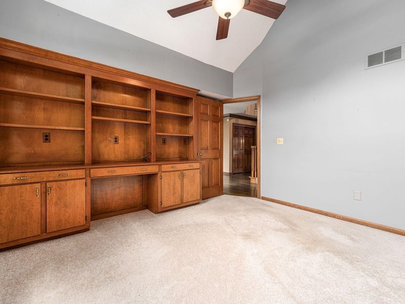 978 Valleyview Drive , Westerville, OH 43081 Photo 13