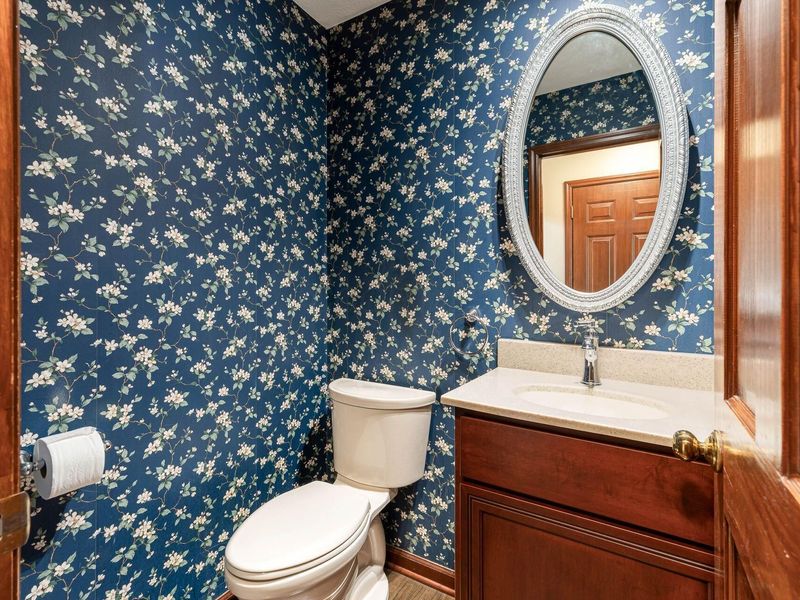 978 Valleyview Drive , Westerville, OH 43081 Photo 26