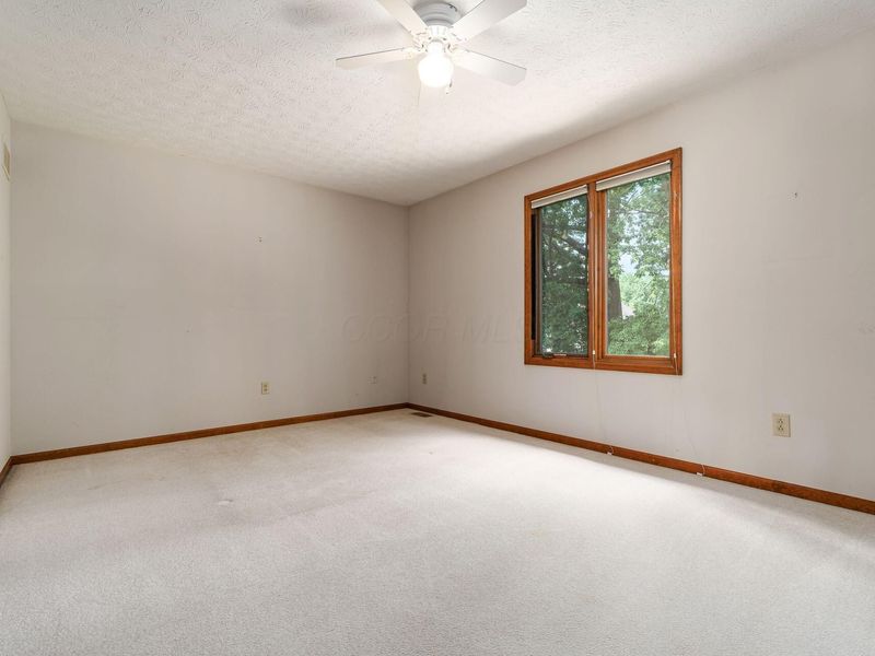978 Valleyview Drive , Westerville, OH 43081 Photo 39