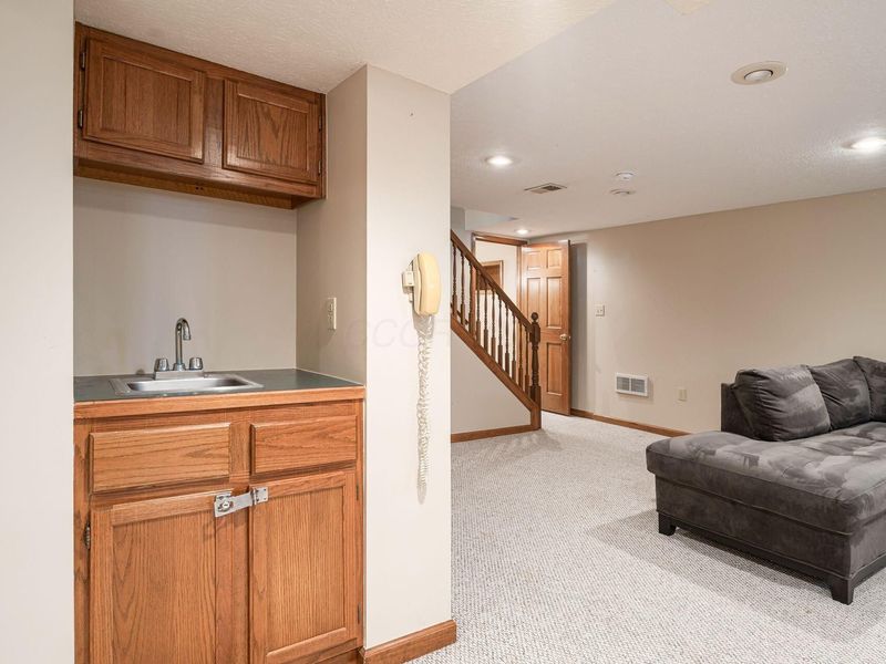 978 Valleyview Drive , Westerville, OH 43081 Photo 52
